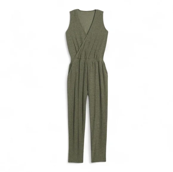Old Navy Women’s Green Breathe ON Cross-Front Sleeveless Jumpsuit Size L - Picture 1 of 6